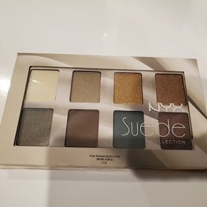 NYX Eyeshadow Makeup Pallete of 8